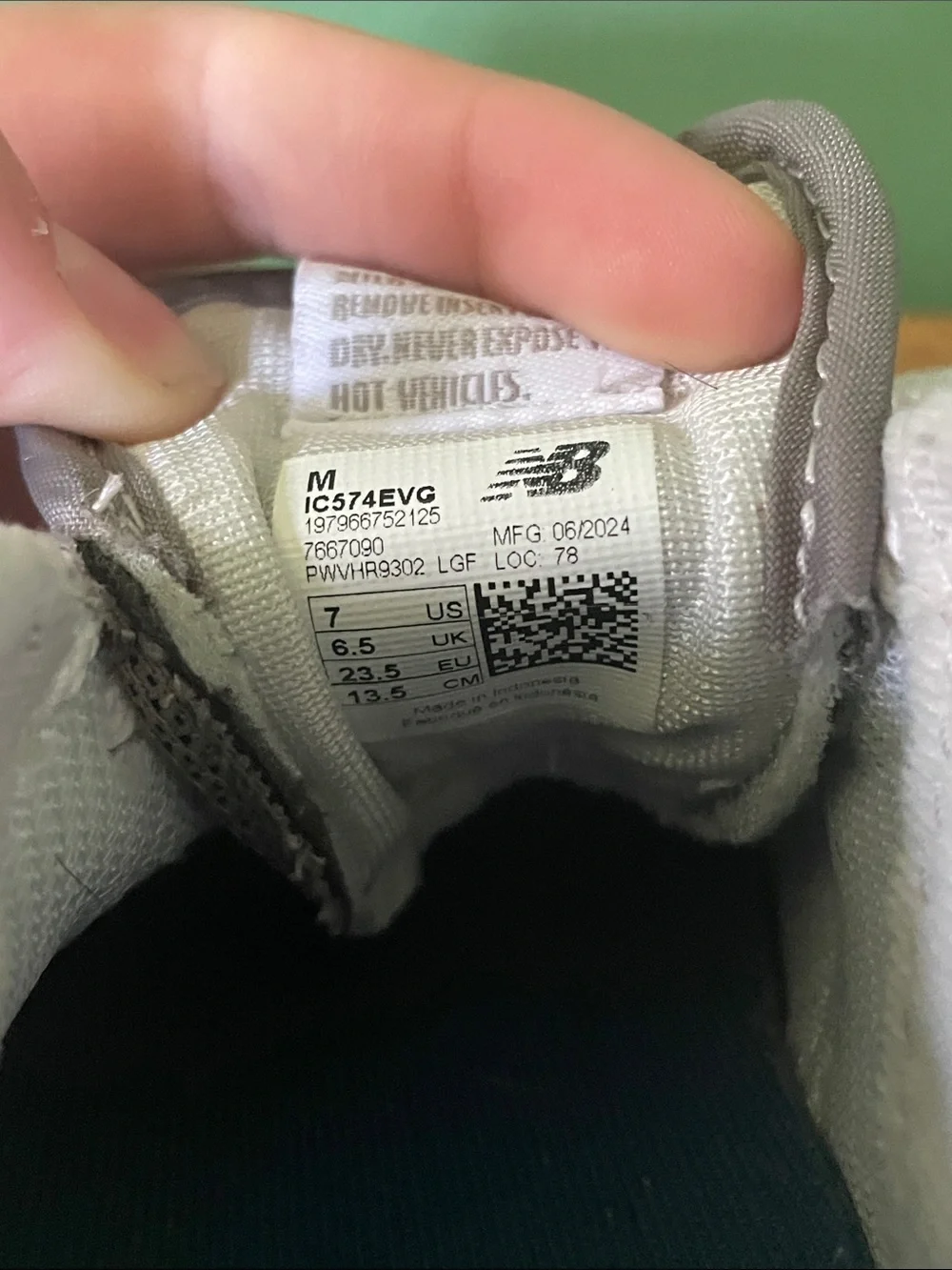 New Balance Kids Taupe and White Low-Top Sneakers